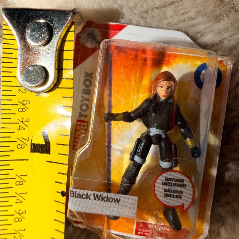Mini Brands: Zuru 5 Surprise - Disney Store Edition - Marvel ToyBox Black Widow
